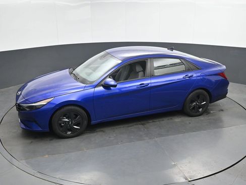 Used 2023 Hyundai Elantra Blue FWD image 37