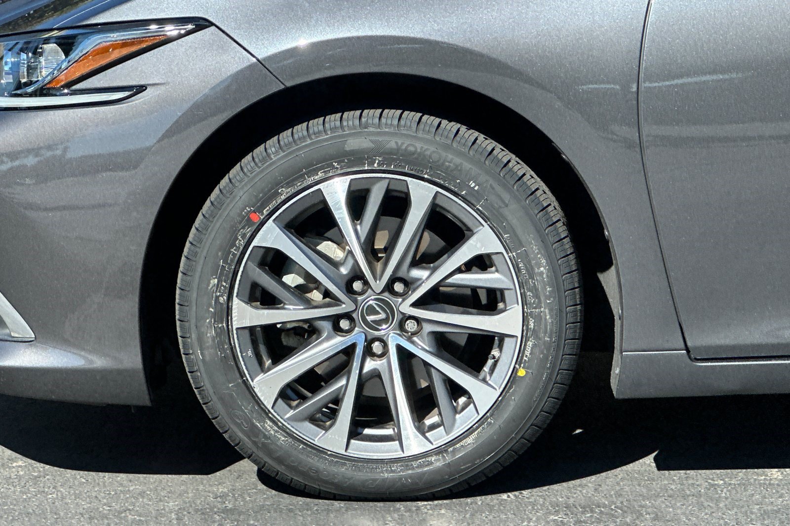 Used 2024 Lexus ES 350 w/ Accessory Package (Z1) FWD image 36