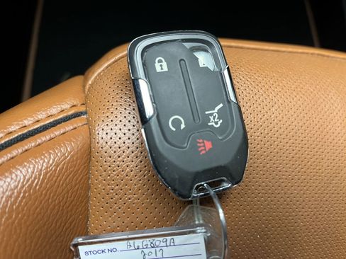 Used 2017 GMC Acadia SLT image 26