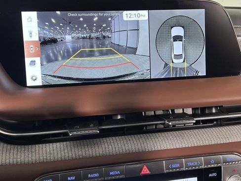 Used 2023 Genesis G90 3.5T image 18