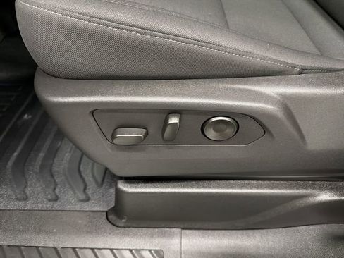 Certified 2025 Chevrolet Tahoe 4WD image 21