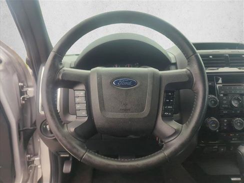 Used 2010 Ford Escape Limited FWD image 14