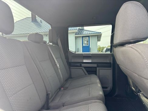 Used 2017 Ford F250 XLT w/ XLT Premium Package AWD/4WD image 28