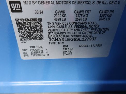 Used 2025 Chevrolet Equinox RS w/ Safety and Technology Package FWD image 4