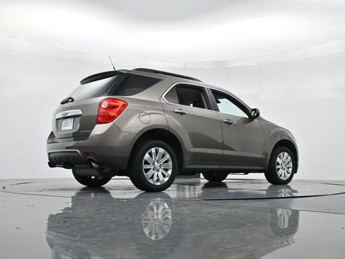 Used 2011 Chevrolet Equinox LT AWD/4WD image 30