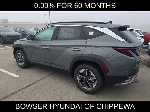 New 2026 Hyundai Tucson SEL image 3