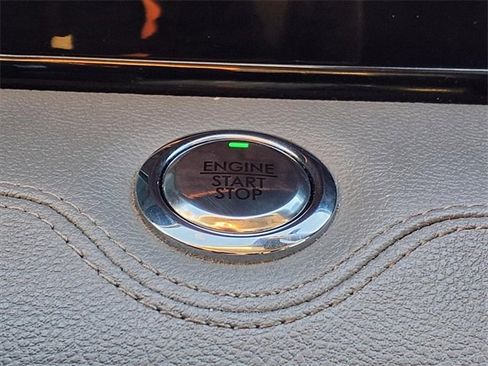 Used 2020 Lincoln Navigator Reserve w/ Luxury Package image 19