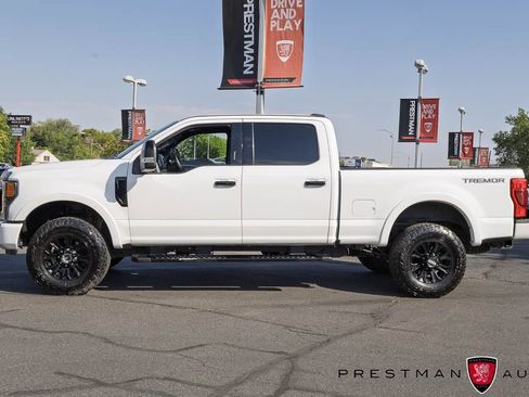 Used 2022 Ford F250 Lariat w/ Tremor Off-Road Package AWD/4WD image 17