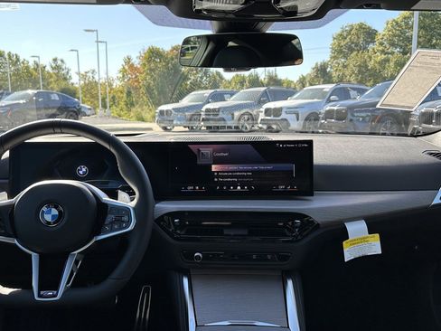 Used 2025 BMW 430i xDrive Coupe w/ M Sport Package image 28