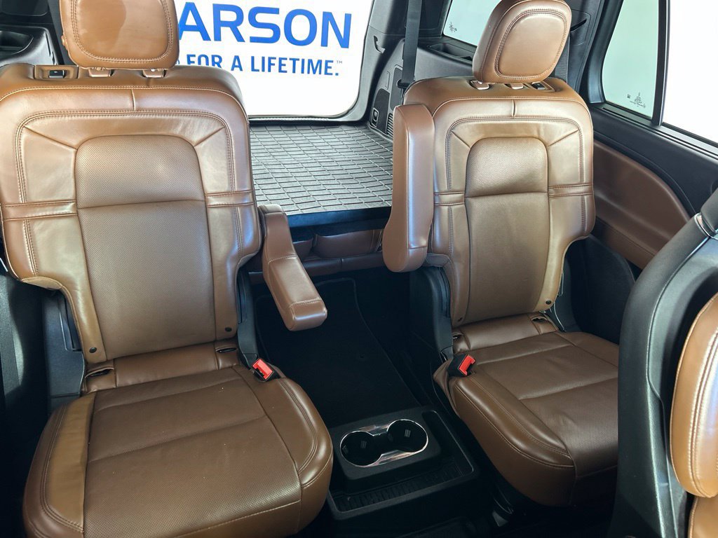 Used 2020 Lincoln Aviator Reserve w/ Equipment Group 202A AWD/4WD image 24