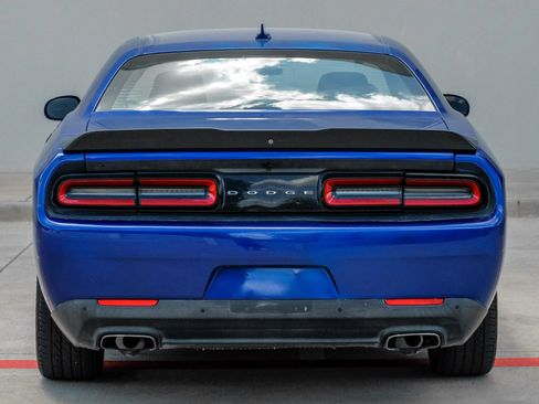 Used 2018 Dodge Challenger SXT Plus RWD image 14