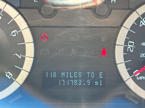 Used 2011 Ford Escape XLT w/ 201A Rapid Spec Order Code FWD image 18