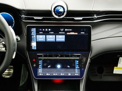 New 2025 Maserati Grecale Modena AWD/4WD image 29