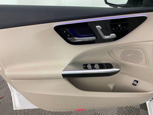 New 2025 Mercedes-Benz C 300 4MATIC Sedan image 11