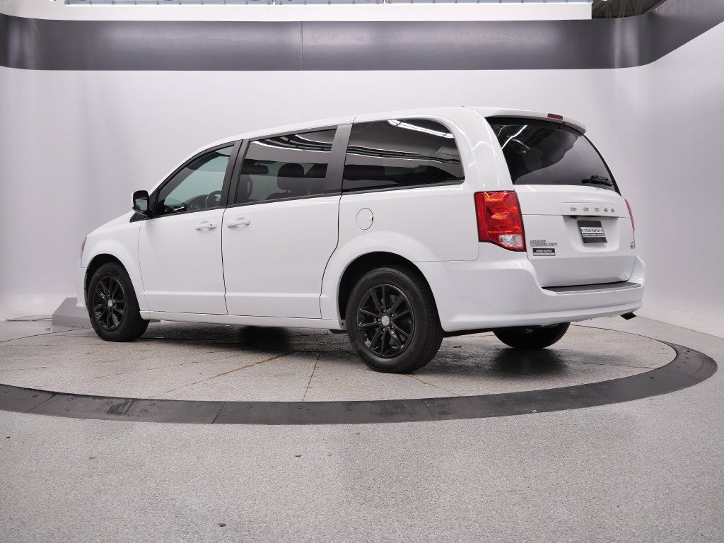 Used 2019 Dodge Grand Caravan GT FWD image 3