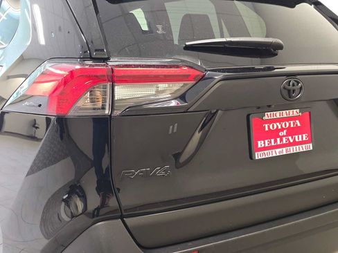 Certified 2025 Toyota RAV4 XLE w/ Convenience Package AWD/4WD image 7