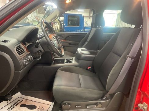 Used 2011 Chevrolet Avalanche LS AWD/4WD image 14