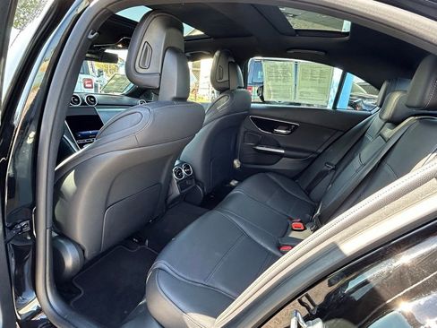 Used 2025 Mercedes-Benz C 300 4MATIC Sedan image 45