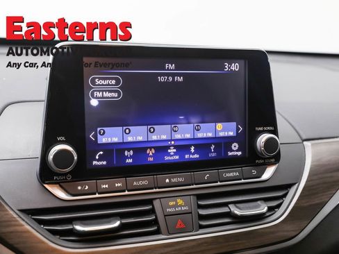 Used 2023 Nissan Altima 2.5 SV image 19