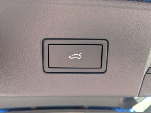 New 2026 Volkswagen Atlas SEL Premium R-Line image 12