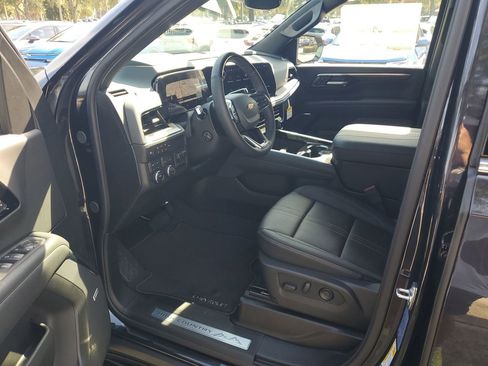 New 2026 Chevrolet Suburban High Country w/ Sun And Tow Package AWD/4WD image 17