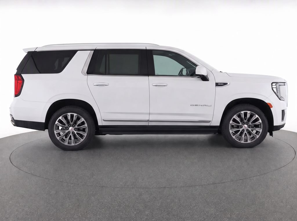 Used 2021 GMC Yukon XL Denali w/ Denali Ultimate Package AWD/4WD image 8