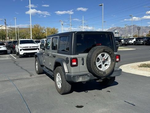 Used 2021 Jeep Wrangler Unlimited Sport S image 8