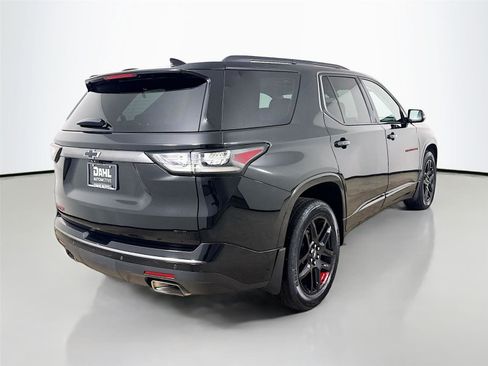 Used 2020 Chevrolet Traverse Premier w/ Redline Edition AWD/4WD image 13