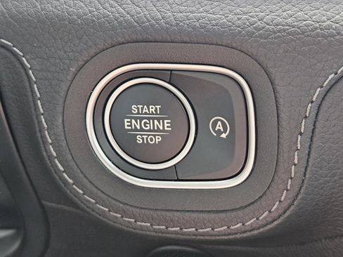 Certified 2025 Mercedes-Benz GLE 53 AMG 4MATIC image 22