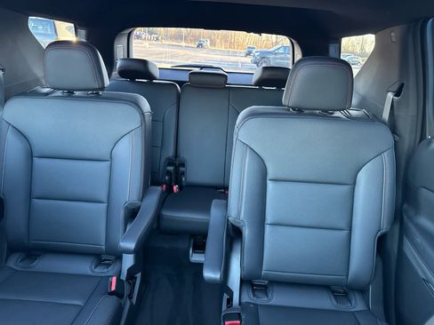 New 2026 Chevrolet Traverse Z71 w/ Driver Confidence Package image 31