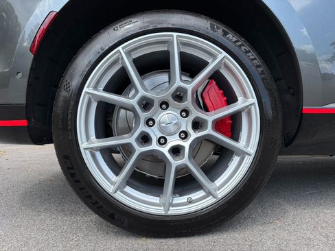 Used 2021 Aston Martin DBX AWD/4WD image 63