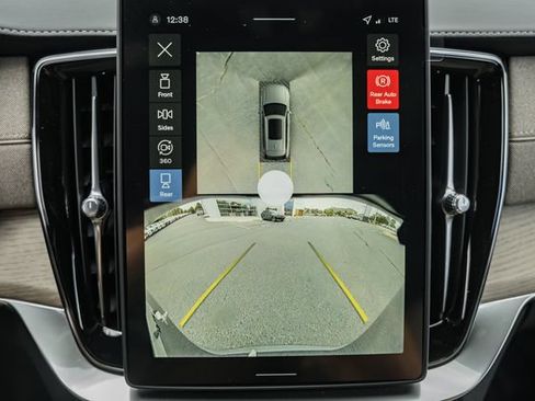 New 2026 Volvo XC90 T8 Ultra w/ Protection Package Premier AWD/4WD image 40