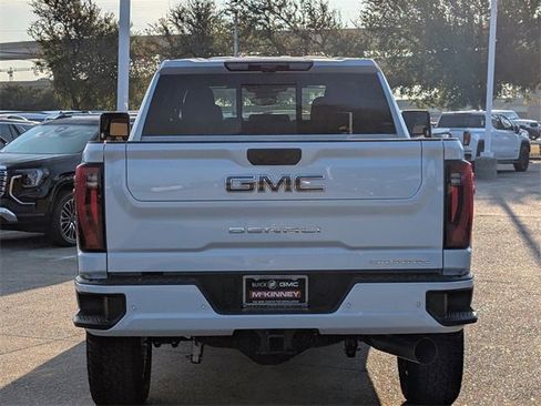 New 2026 GMC Sierra 2500 Denali Ultimate image 5