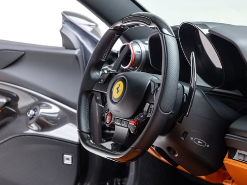 Certified 2022 Ferrari F8 Tributo RWD image 45