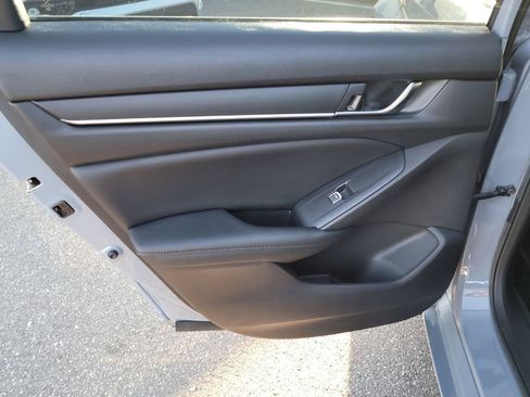 Used 2021 Honda Accord Sport Special Edition image 9