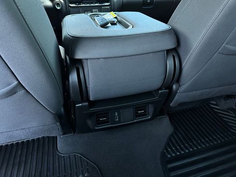 Used 2024 Chevrolet Silverado 1500 Custom w/ Turbomax Blackout Package RWD image 22