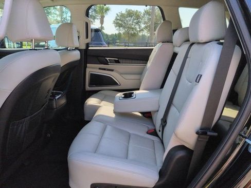 Used 2024 Kia Telluride EX FWD image 14