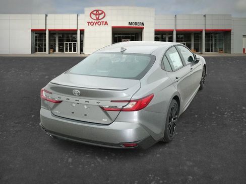 New 2026 Toyota Camry SE image 9