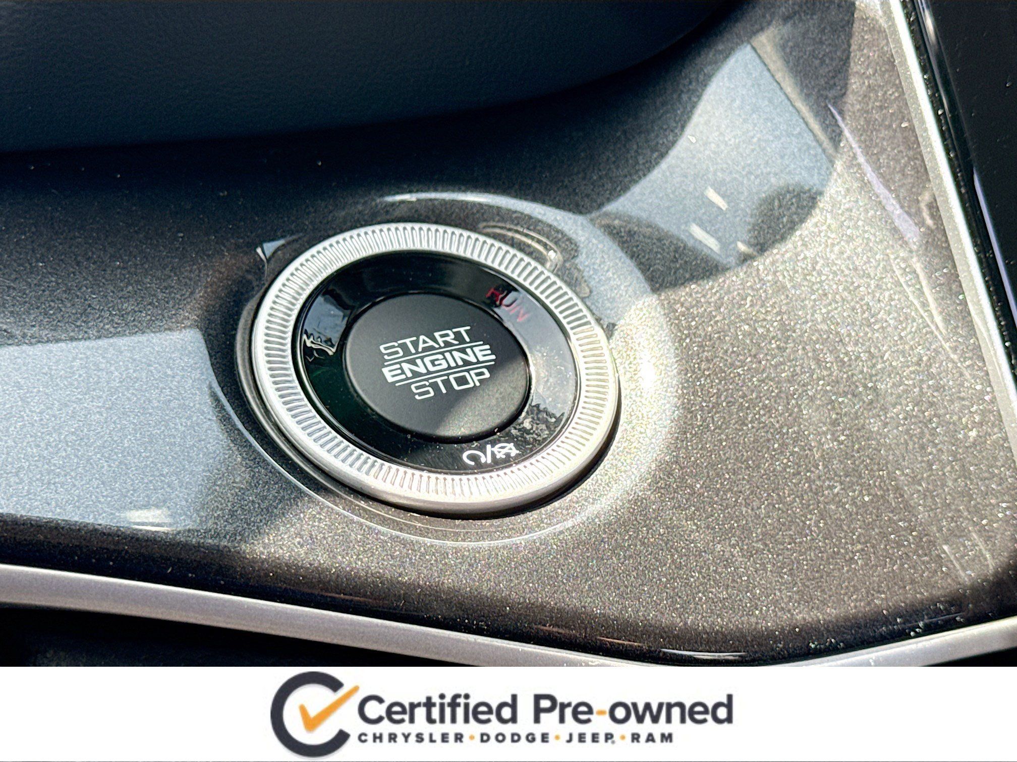 Used 2023 Jeep Grand Cherokee L Laredo w/ Luxury Tech Group I AWD/4WD image 9