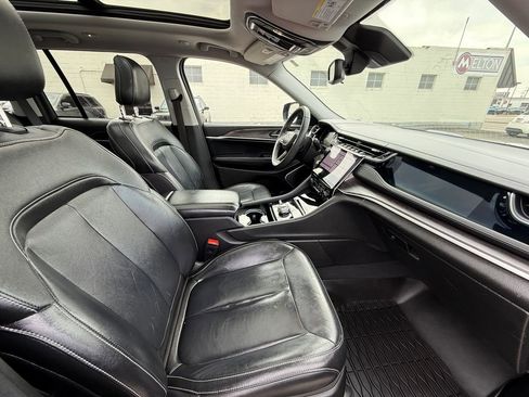 Used 2022 Jeep Grand Cherokee Limited 4xe image 15