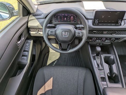 Used 2023 Honda Accord EX image 15