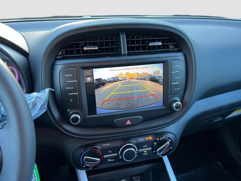 New 2025 Kia Soul LX image 19