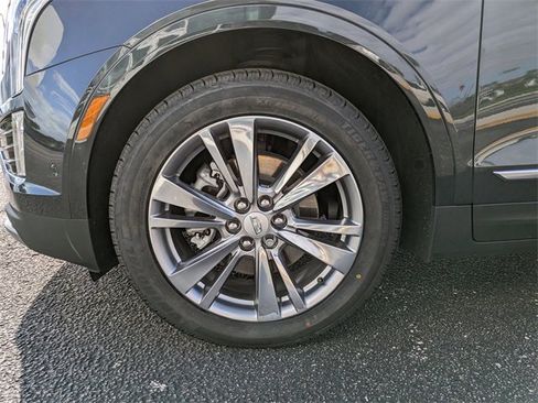 Used 2023 Cadillac XT5 Premium Luxury w/ Technology Package image 15