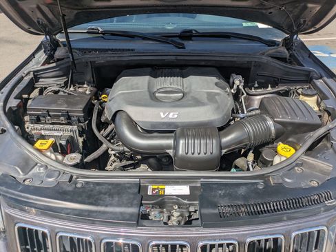 Used 2015 Jeep Grand Cherokee Limited w/ Luxury Group II AWD/4WD image 34