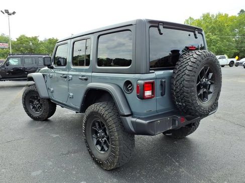 Used 2024 Jeep Wrangler Unlimited Sport AWD/4WD image 17