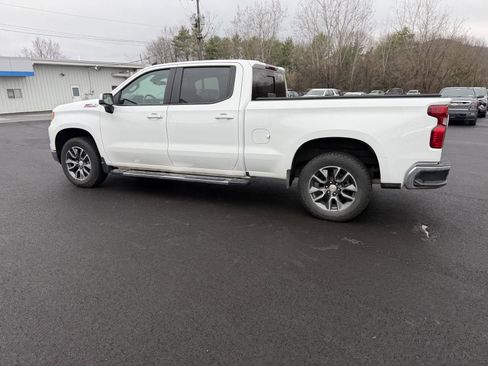 Used 2025 Chevrolet Silverado 1500 LT image 6