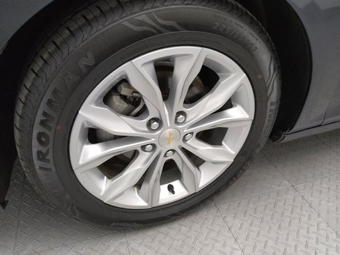 Used 2023 Chevrolet Malibu LT FWD image 31