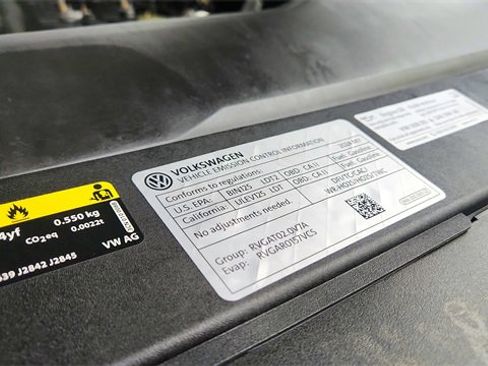 Used 2024 Volkswagen Atlas Cross Sport SEL Premium R-Line image 67