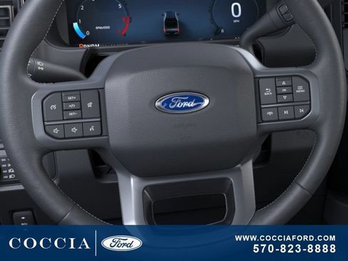 New 2026 Ford F250 Lariat w/ Black Appearance Package AWD/4WD image 12