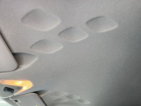 Used 2020 Toyota C-HR LE image 23